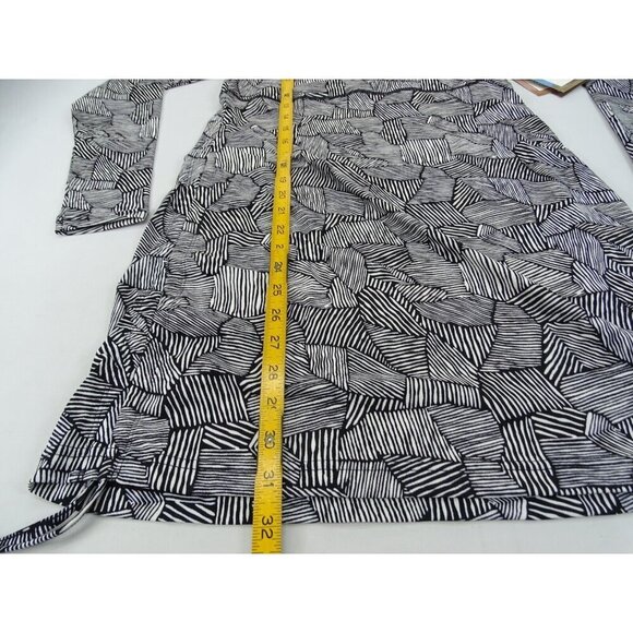 Coolibar UPF 50+ Women's Black White Ruched Swim Shirt NEW Small‎ Geometric - Picture 5 of 5